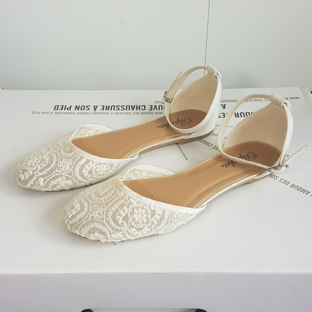 IVORY Lace Ankle Strap Flats Size 7.5